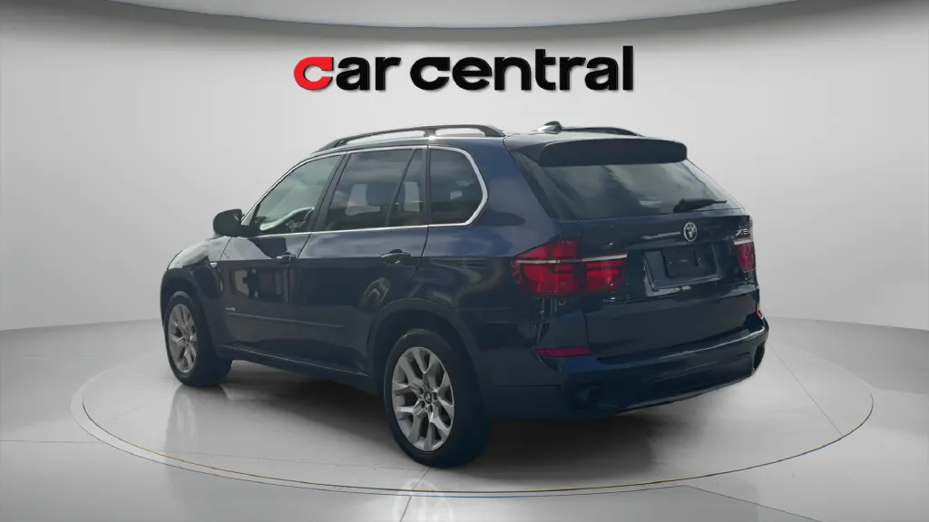 Another view of 2013 BMW X5 xDrive35i for sale in Wallingford, CT at Car Central Wallingford