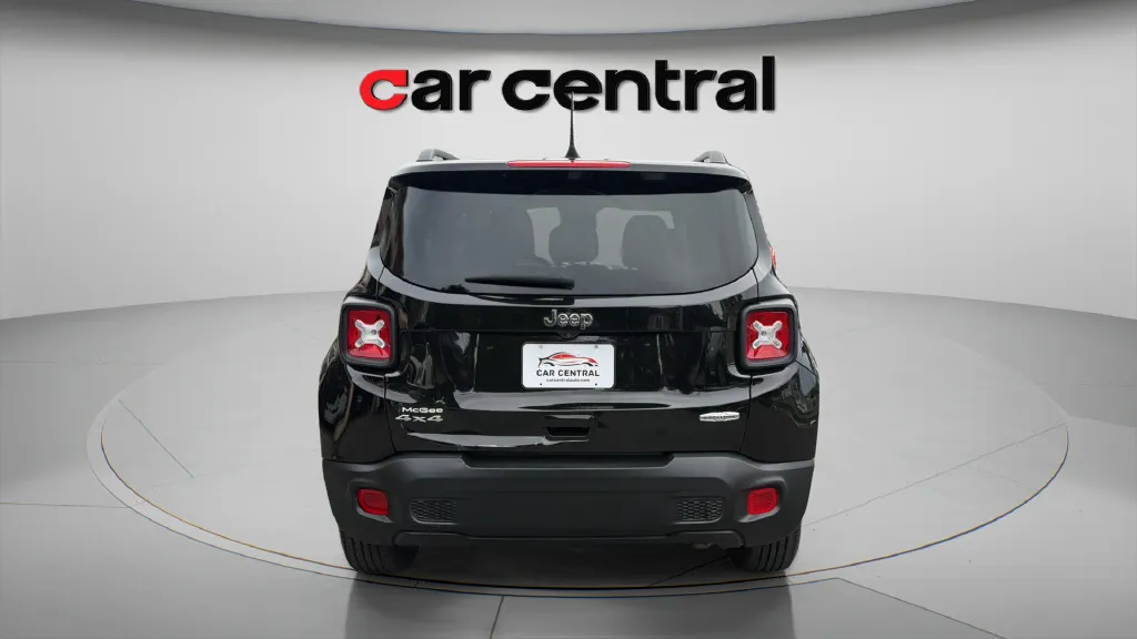 More photos of 2021 Jeep Renegade Latitude at Car Central Wallingford, CT