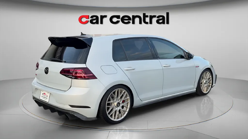 More photos of 2021 Volkswagen Golf GTI 2.0T S at Car Central Wallingford, CT