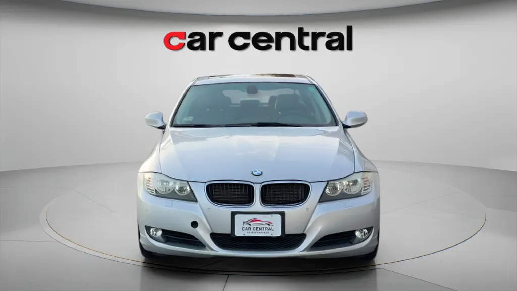 Photos of 2011 BMW 3 Series 328i xDrive for sale in Wallingford, CT at Car Central Wallingford
