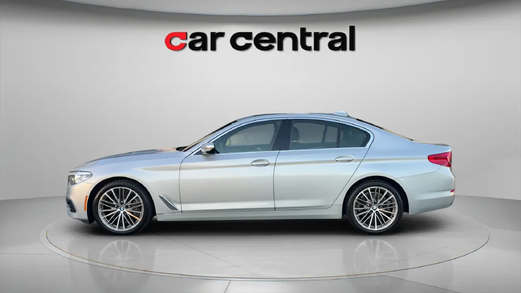 Photos of 2020 BMW 5 Series 530i xDrive for sale in Wallingford, CT at Car Central Wallingford