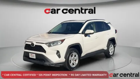 White 2019 Toyota RAV4 XLE for sale in Wallingford, CT