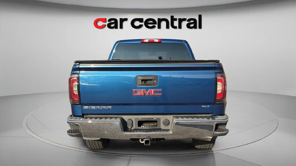 More photos of 2017 GMC Sierra 1500 SLT at Car Central Wallingford, CT