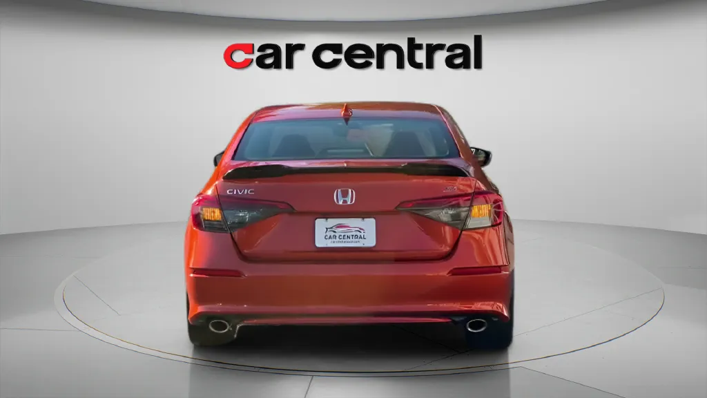 More photos of 2022 Honda Civic Si at Car Central Wallingford, CT