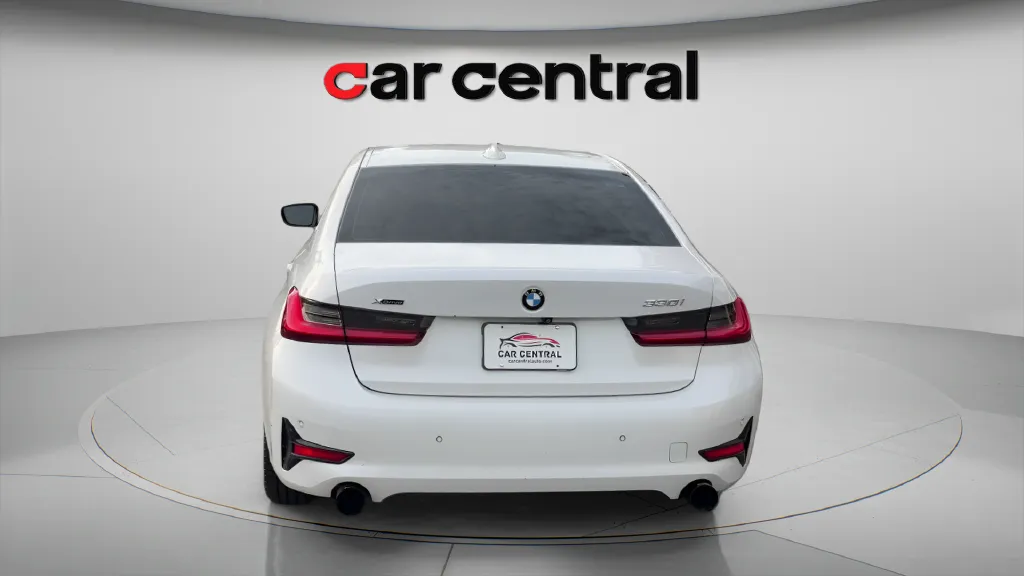 More photos of 2021 BMW 3 Series 330i xDrive at Car Central Wallingford, CT