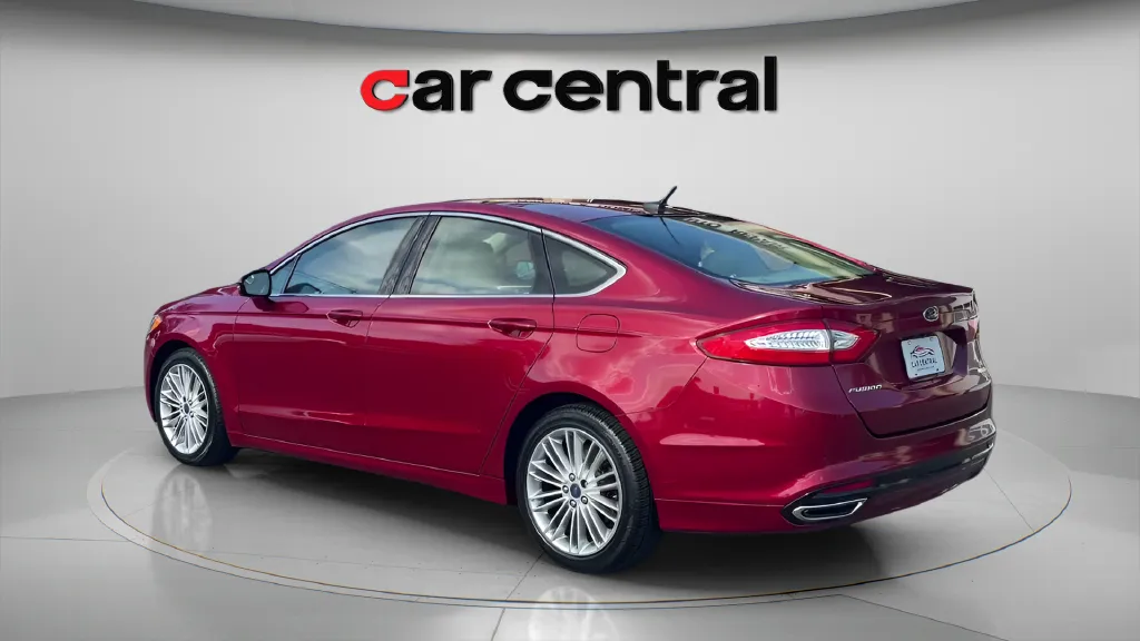 Another view of 2016 Ford Fusion SE for sale in Wallingford, CT at Car Central Wallingford