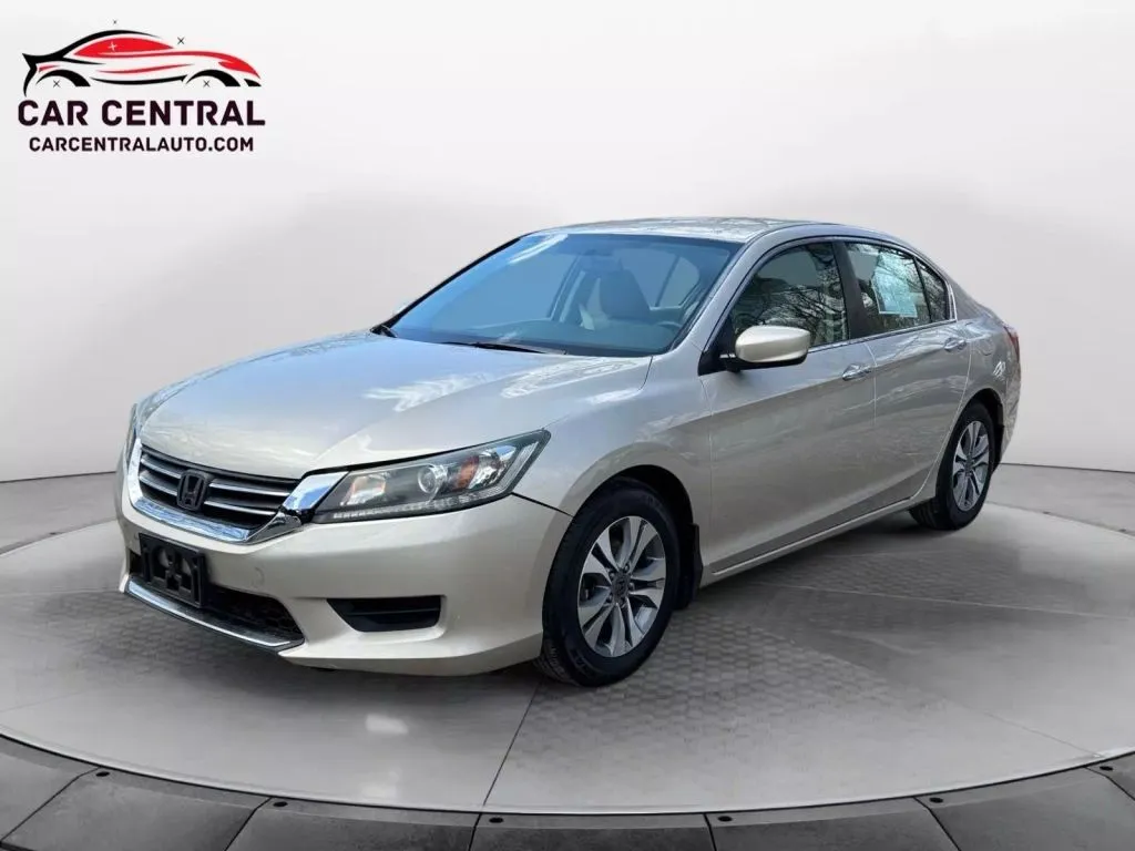 Used 2014 Honda Accord LX Sedan 4D for sale in Wallingford, CT at
