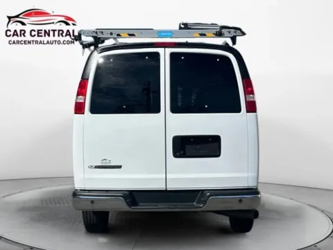 More photos of 2018 Chevrolet Express 3500 Work Van at Car Central Wallingford, CT