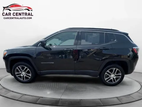 Photos of 2018 Jeep Compass Latitude for sale in Wallingford, CT at Car Central Wallingford
