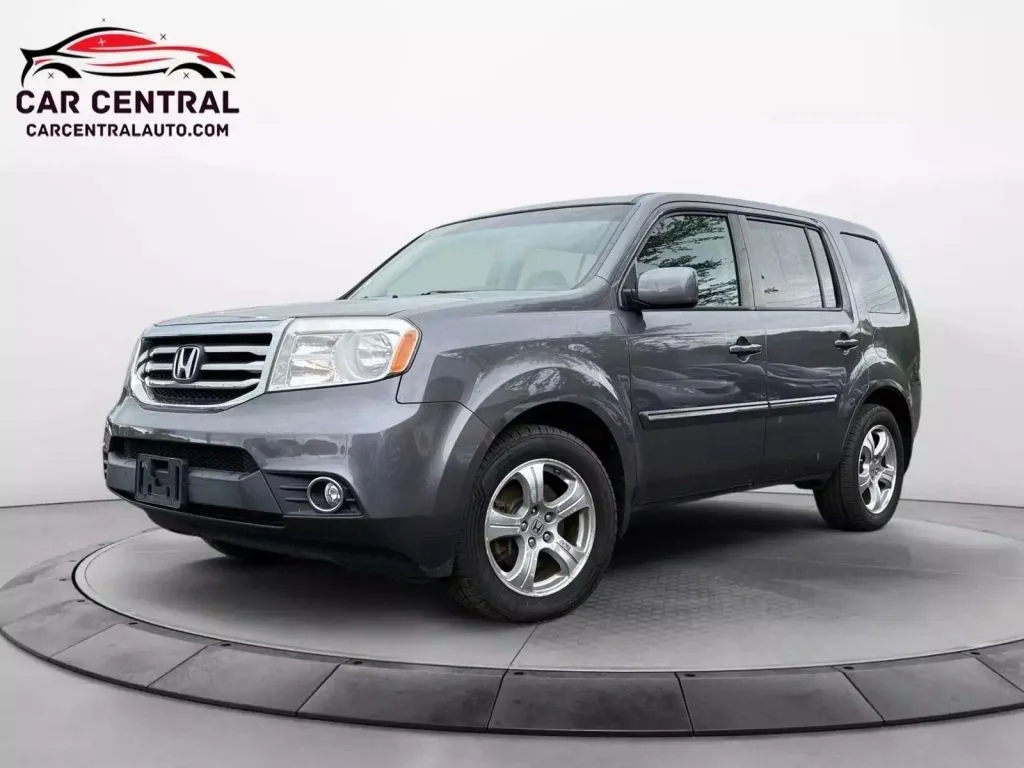 Gray 2015 Honda Pilot EX-L Sport Utility 4D for sale in Wallingford, CT