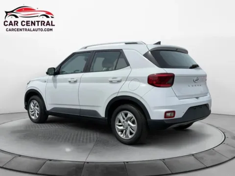 Another view of 2020 Hyundai Venue SEL Sport Utility 4D for sale in Wallingford, CT at Car Central Wallingford