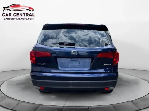 More photos of 2018 Honda Pilot EX-L at Car Central Wallingford, CT