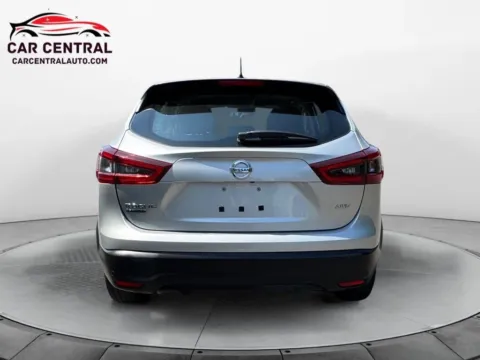 More photos of 2021 Nissan Rogue Sport S Sport Utility 4D at Car Central Wallingford, CT