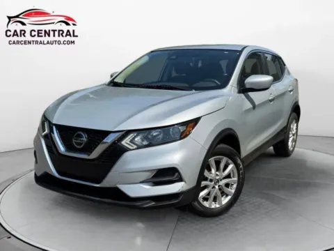 Silver 2021 Nissan Rogue Sport S for sale in Wallingford, CT
