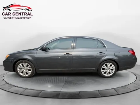 Photos of 2008 Toyota Avalon XLS Sedan 4D for sale in Wallingford, CT at Car Central Wallingford