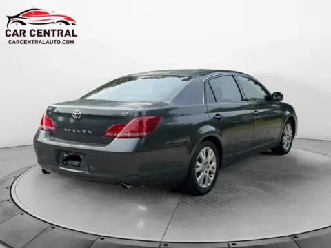 More photos of 2008 Toyota Avalon XLS Sedan 4D at Car Central Wallingford, CT