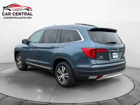 Another view of 2017 Honda Pilot EX-L w/Honda Sensing Sport Utility 4D for sale in Wallingford, CT at Car Central Wallingford