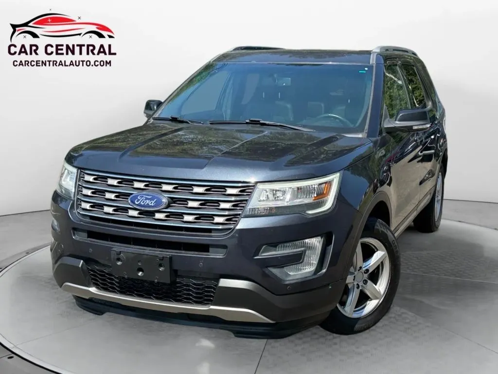 Gray 2017 Ford Explorer XLT Sport Utility 4D for sale in Wallingford, CT