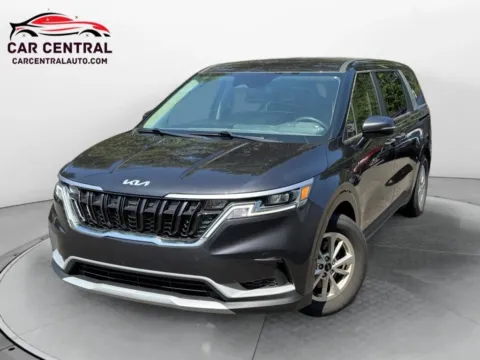 Black 2022 Kia Carnival LX Minivan 4D for sale in Wallingford, CT