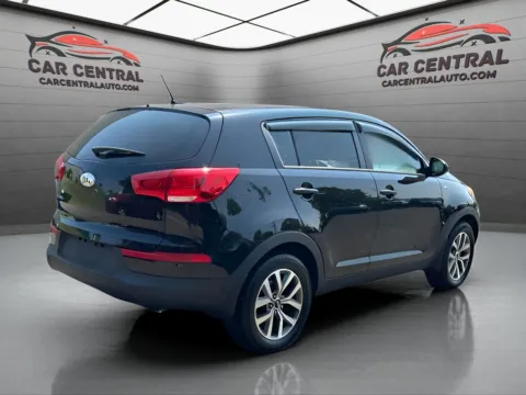 More photos of 2014 Kia Sportage LX at Car Central Wallingford, CT