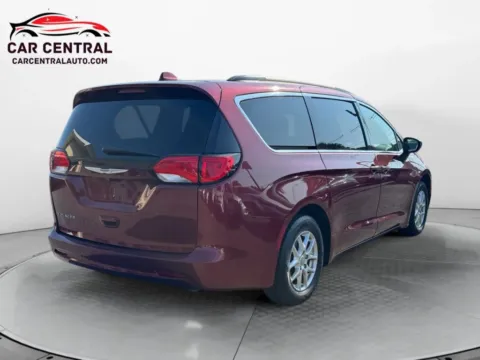 More photos of 2020 Chrysler Voyager LXi Minivan 4D at Car Central Wallingford, CT