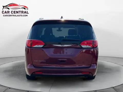 More photos of 2020 Chrysler Voyager LXI at Car Central Wallingford, CT