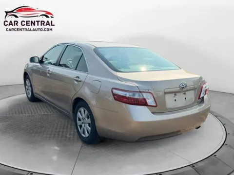 Another view of 2007 Toyota Camry Hybrid for sale in Wallingford, CT at Car Central Wallingford