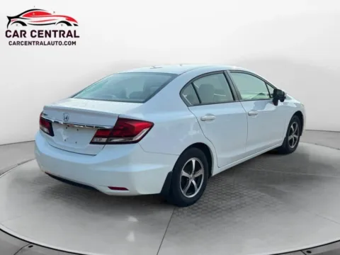 More photos of 2015 Honda Civic SE Sedan 4D at Car Central Wallingford, CT