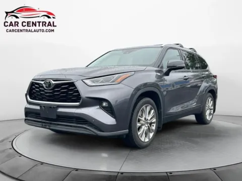 Gray 2021 Toyota Highlander Limited Sport Utility 4D for sale in Wallingford, CT