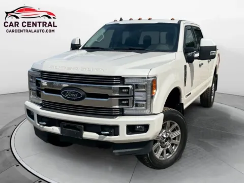 White 2019 Ford F250 Super Duty Crew Cab Limited Pickup 4D 6 3/4 ft for sale in Wallingford, CT
