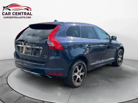 More photos of 2015 Volvo XC60 T6 Sport Utility 4D (2015.5) at Car Central Wallingford, CT