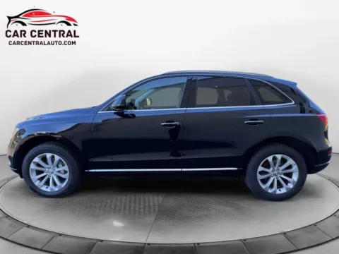 Photos of 2015 Audi Q5 2.0T Premium Sport Utility 4D for sale in Wallingford, CT at Car Central Wallingford