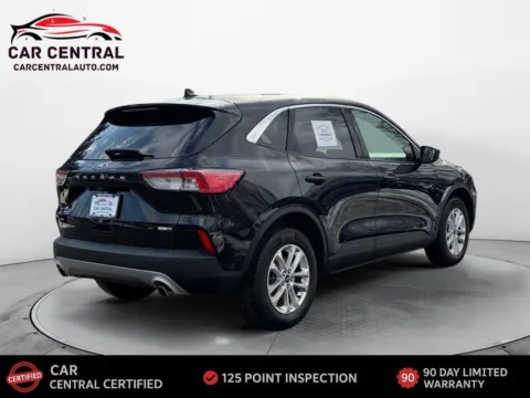 More photos of 2020 Ford Escape SE at Car Central Wallingford, CT