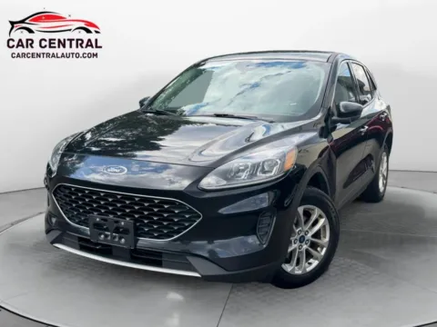 Black 2020 Ford Escape SE Sport Utility 4D for sale in Wallingford, CT