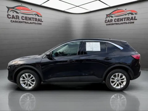 Photos of 2020 Ford Escape SE for sale in Wallingford, CT at Car Central Wallingford