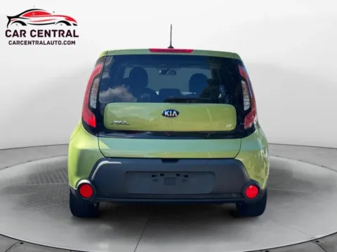 More photos of 2015 Kia Soul Wagon 4D at Car Central Wallingford, CT