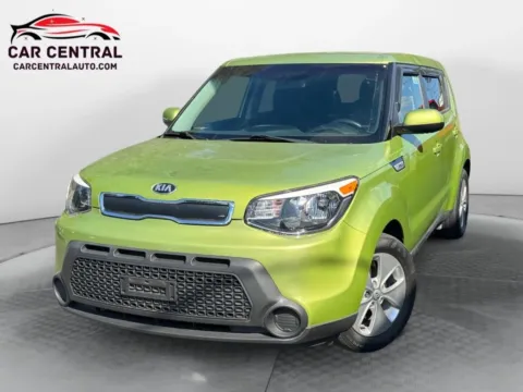 Green 2015 Kia Soul Wagon 4D for sale in Wallingford, CT