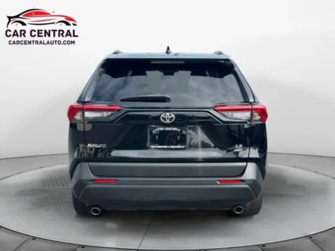 More photos of 2020 Toyota RAV4 LE at Car Central Wallingford, CT