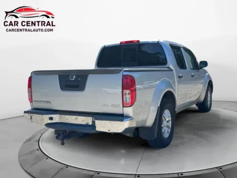 More photos of 2019 Nissan Frontier Crew Cab SV Pickup 4D 5 ft at Car Central Wallingford, CT