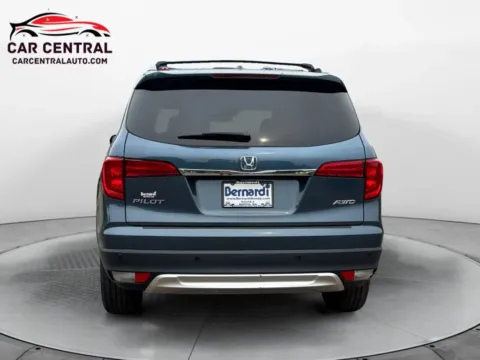 More photos of 2017 Honda Pilot EX-L w/Honda Sensing Sport Utility 4D at Car Central Wallingford, CT