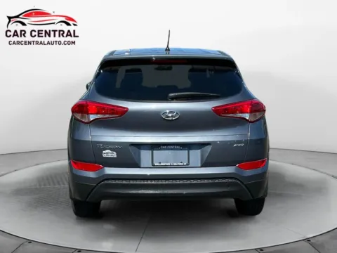 More photos of 2018 Hyundai Tucson SE Sport Utility 4D at Car Central Wallingford, CT