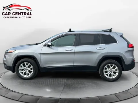 Photos of 2014 Jeep Cherokee Latitude Sport Utility 4D for sale in Wallingford, CT at Car Central Wallingford