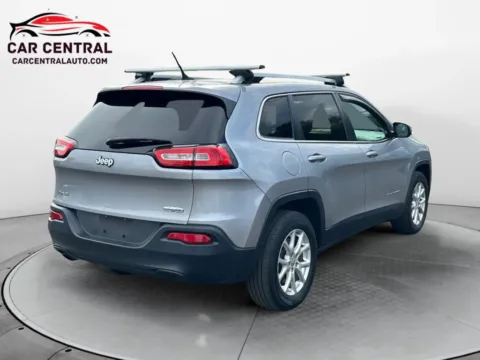 More photos of 2014 Jeep Cherokee Latitude Sport Utility 4D at Car Central Wallingford, CT