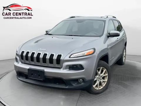 Silver 2014 Jeep Cherokee Latitude Sport Utility 4D for sale in Wallingford, CT