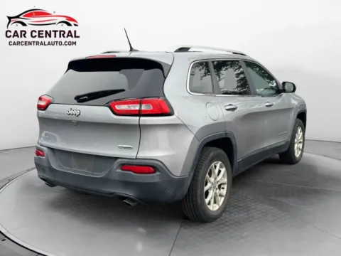 More photos of 2014 Jeep Cherokee Latitude Sport Utility 4D at Car Central Wallingford, CT