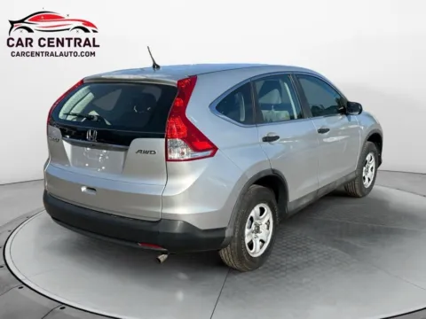 More photos of 2013 Honda CR-V LX at Car Central Wallingford, CT