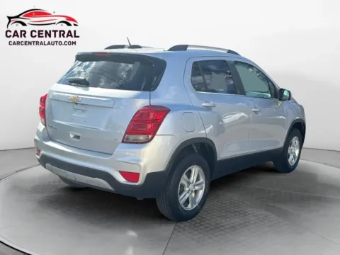 More photos of 2017 Chevrolet Trax LT Sport Utility 4D at Car Central Wallingford, CT