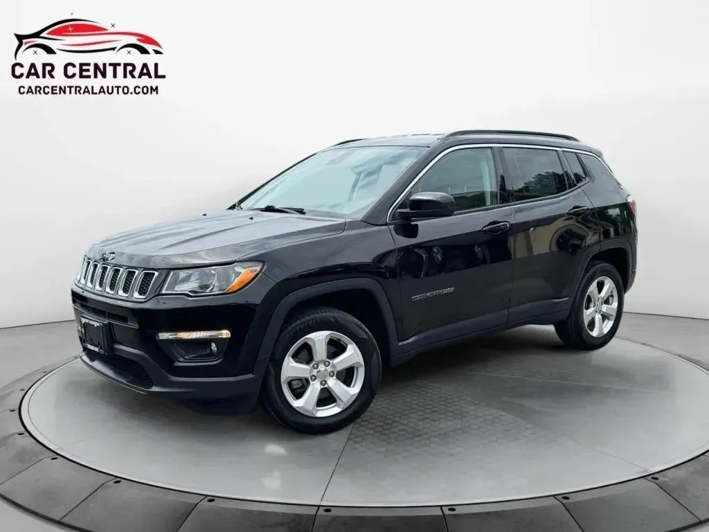 Black 2018 Jeep Compass Latitude for sale in Wallingford, CT