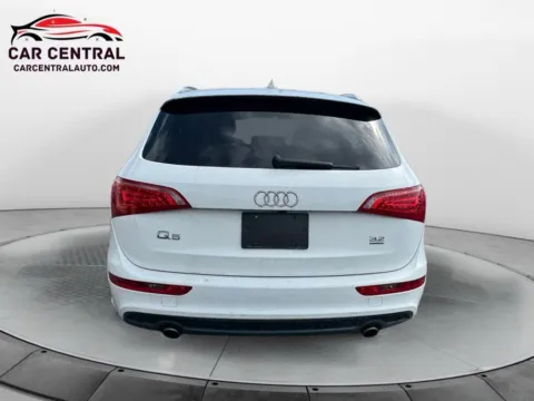 More photos of 2012 Audi Q5 3.2 Premium Plus at Car Central Wallingford, CT