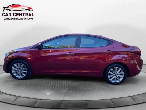 Photos of 2016 Hyundai Elantra SE for sale in Wallingford, CT at Car Central Wallingford